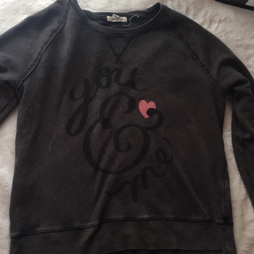 large women’s dark grey aeropostale sweatshirt